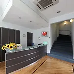 Hotel Ferrari 3*