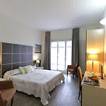 Hotel Ferrari 3*