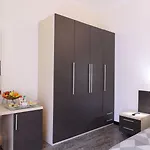 Hotel Ferrari 3*