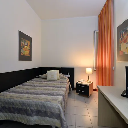 フェラーリ キアーヴァリ