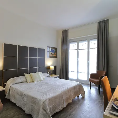 フェラーリ 3* キアーヴァリ