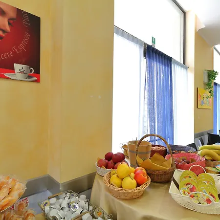 フェラーリ 3* キアーヴァリ