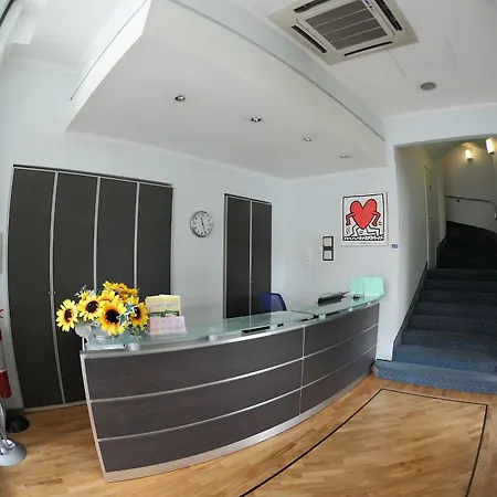 Ferrari Hotel 3*