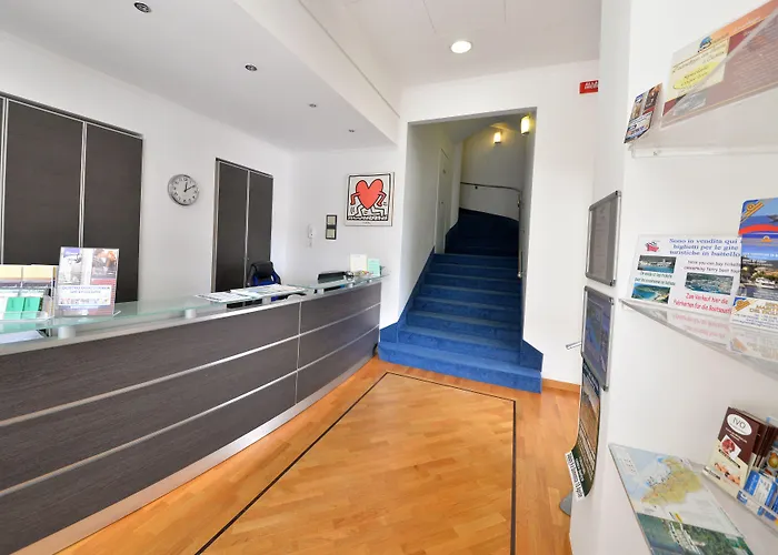 Ferrari Szálloda Chiavari